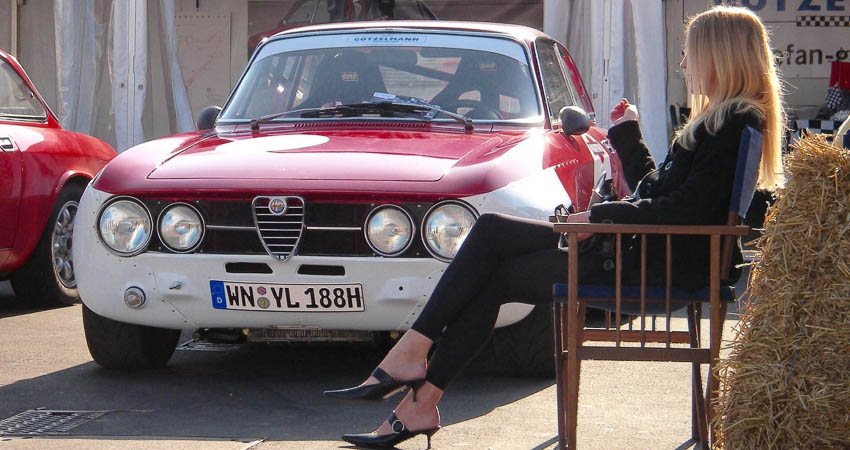 Alfa Romeo im Fahrerlager